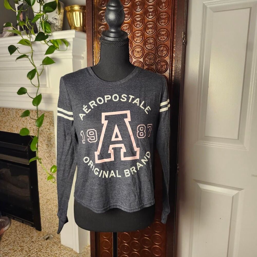Aeropostale Women's Grey and Navy Shirt
